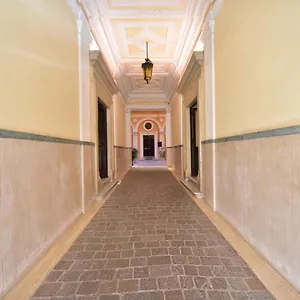 Sacconi Palace Frühstückspension