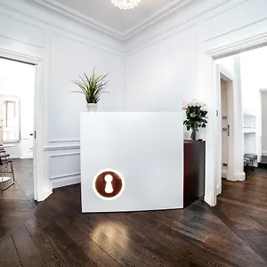 Youroom Carrozze Πανσιόν